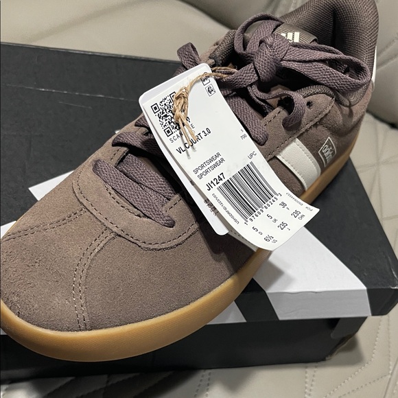 adidas VL Court 3.0 Men's Sneakers in Brown and White - Picture 5 of 12